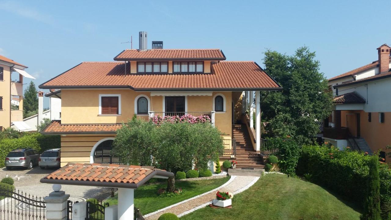 Apartmens Alenka 로비니 외부 사진