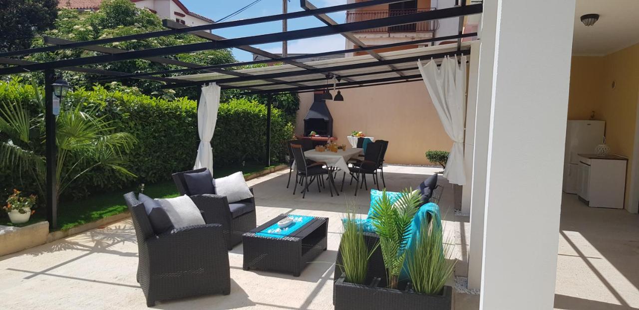Apartmens Alenka 로비니 외부 사진